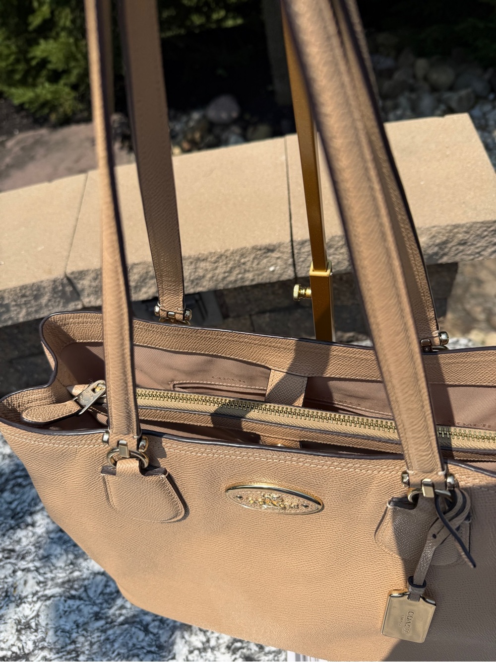 Coach Kitt Carryall Tote in Crossgrain leather Preloved - Picture 4 of 16